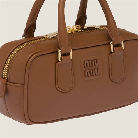 Cognac Arcadie Leather Bag .